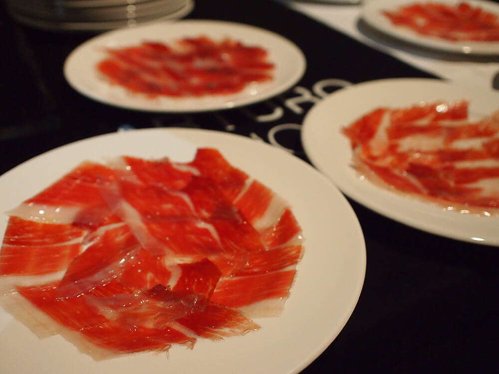 アルトゥーロ・サンチェスのハモン・イベリコ・デ・ベジョータスライス