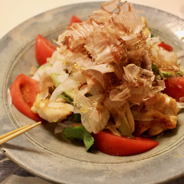 【レシピ】鶏の手羽元と野菜のオリーブオイルサラダ