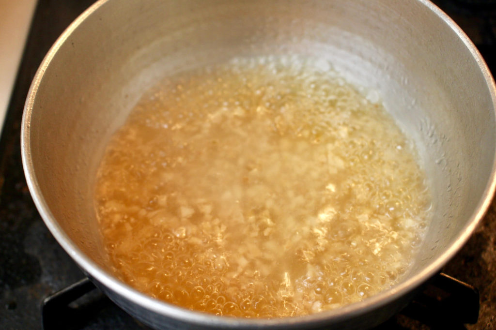 チョリソとクリームチーズ、レタスの生春巻き_4