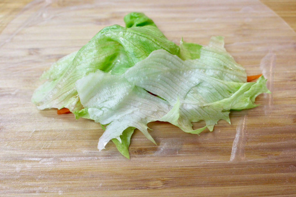 チョリソとクリームチーズ、レタスの生春巻き_7