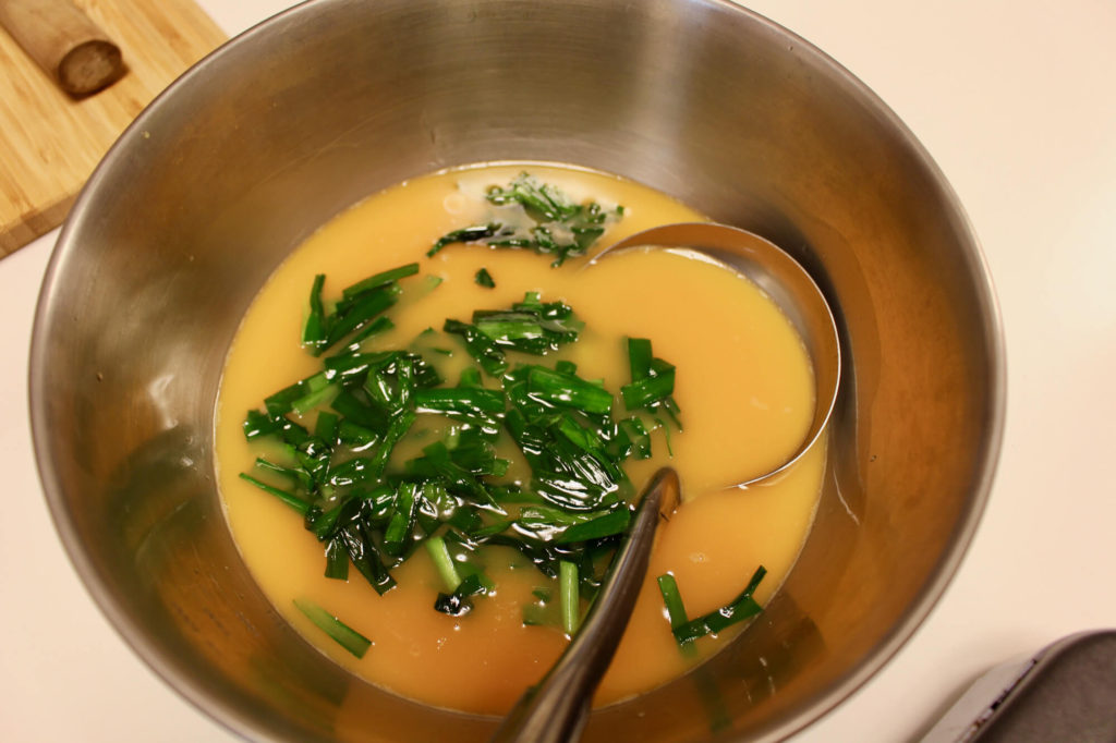 生ハムとニラの出汁巻き玉子_4