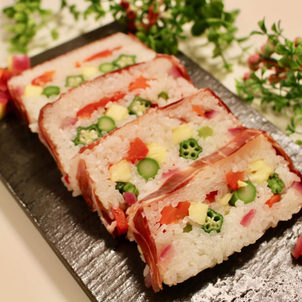 【レシピ】生ハムテリーヌ風押し寿司