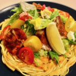 生ハムの中華めんカリカリピザ風の作り方_完成