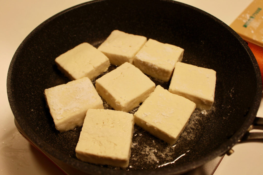 サルチチョン・イベリコ・ベジョータの豆腐ステーキの作り方_3
