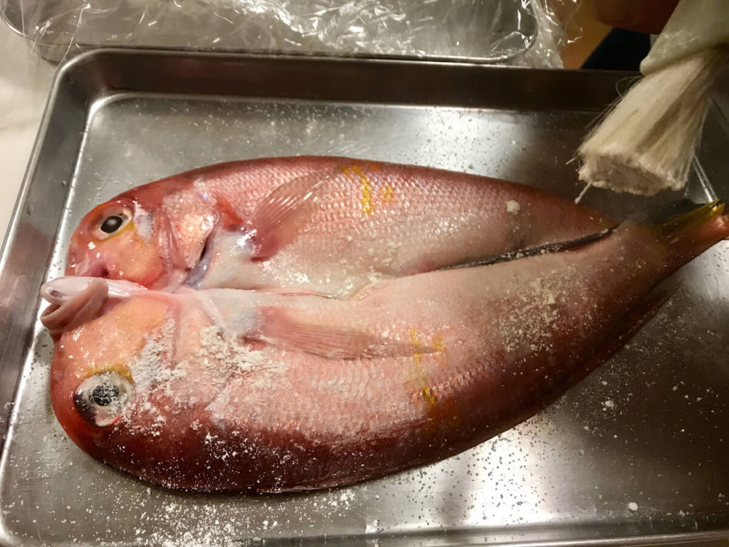 鯛のオリーブソテー　玉ねぎ・ズッキーニ添えのレシピ_3