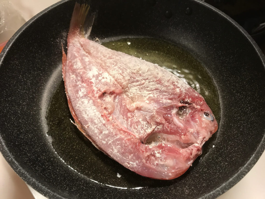 鯛のオリーブソテー　玉ねぎ・ズッキーニ添えのレシピ_4