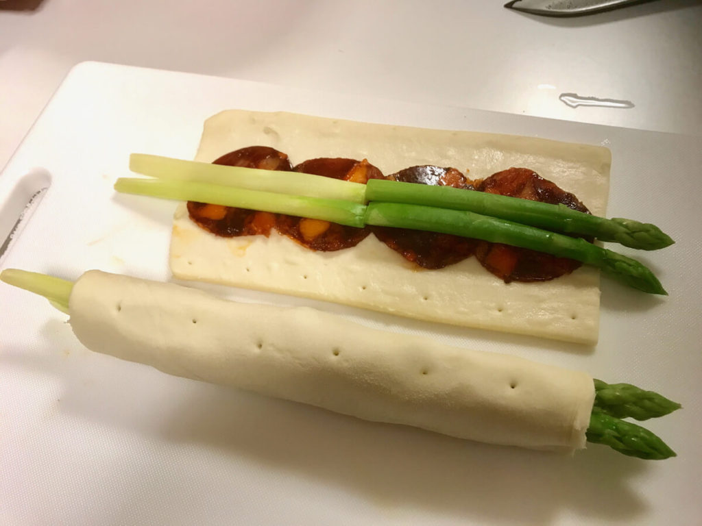 アスパラのチョリソ・イベリコ・ベジョータ、パイ包み焼きのレシピ_6