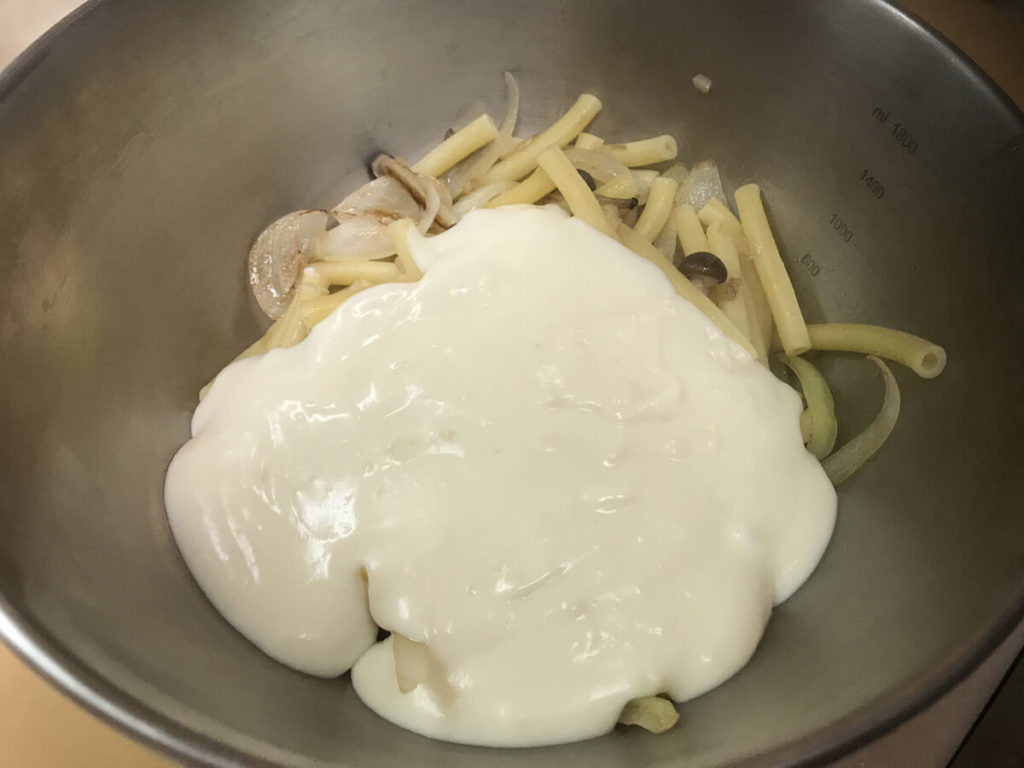 生ハム、坊ちゃんかぼちゃのマカロニグラタンのレシピ_8