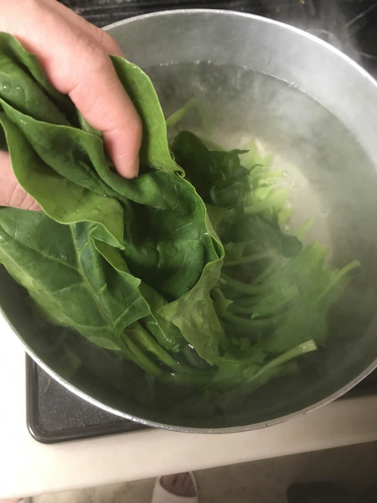 生ハムとほうれん草の胡麻クリーム和えのレシピ_1