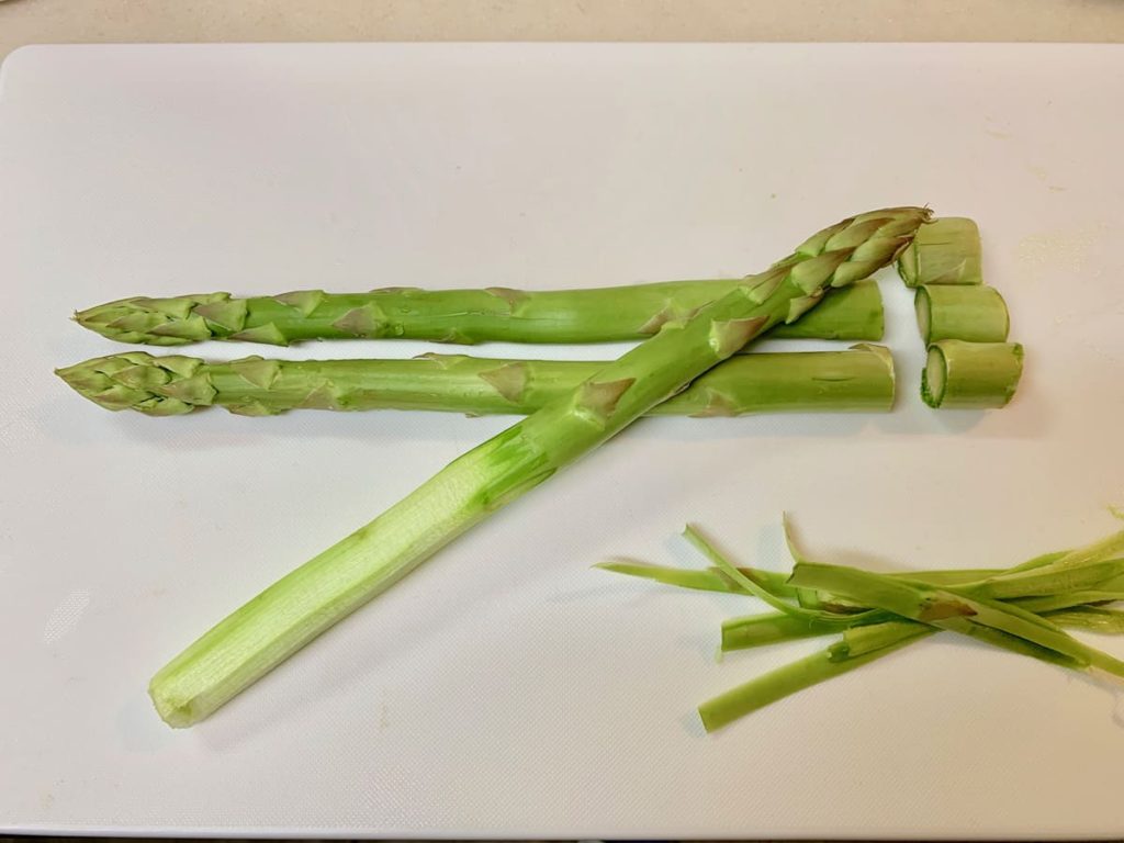 鶏胸肉とアスパラガスのサラダのレシピ_1