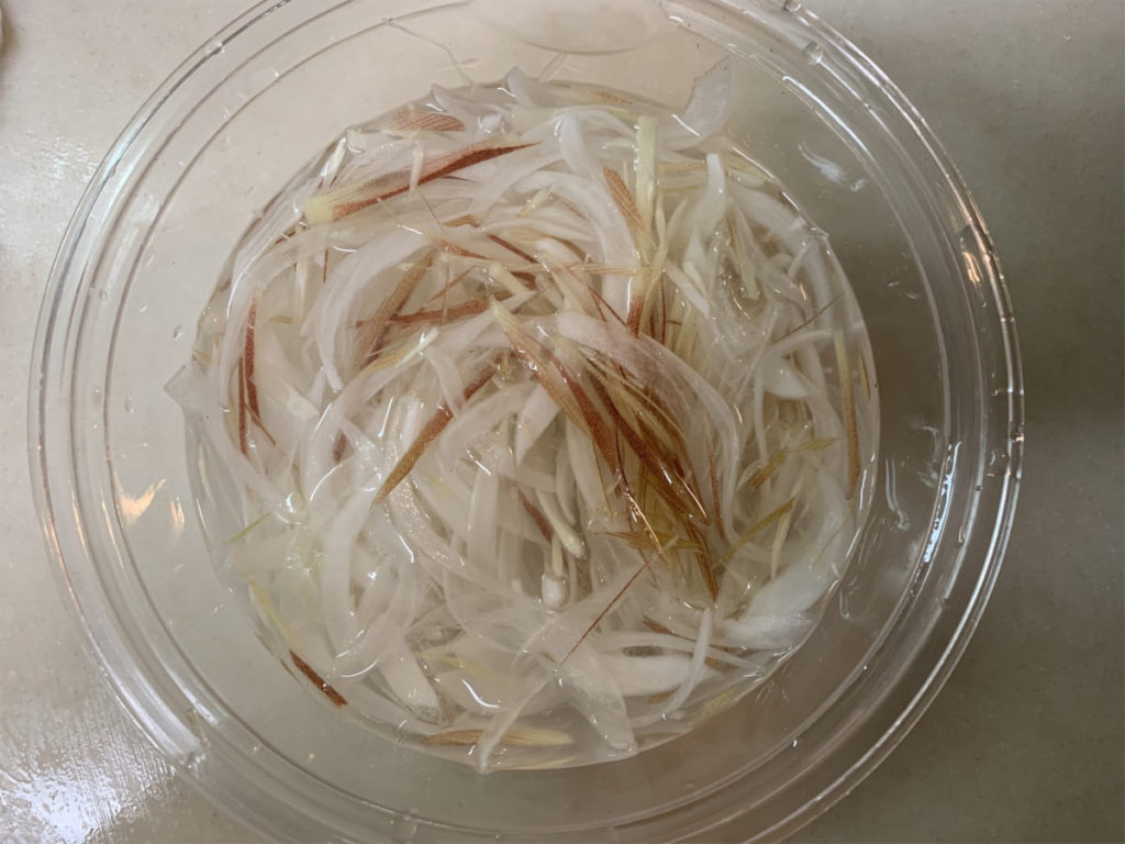 シャキシャキ野菜と鯵のゆかりオリーブ和えのレシピ_2