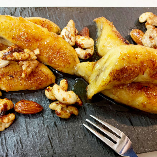 【レシピ】バナナのキャラメリゼ　ミックスナッツ添え