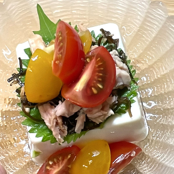 【レシピ】ツナと塩昆布の冷奴